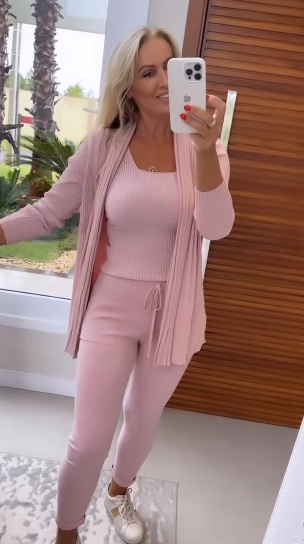 Conjunto com cardigan COMFY monocromático