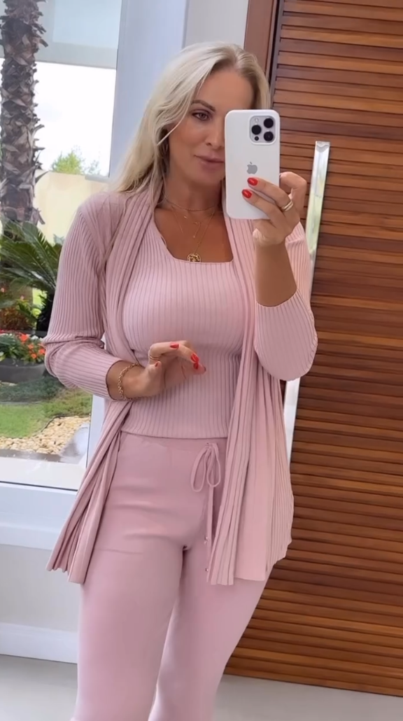 Conjunto com cardigan COMFY monocromático