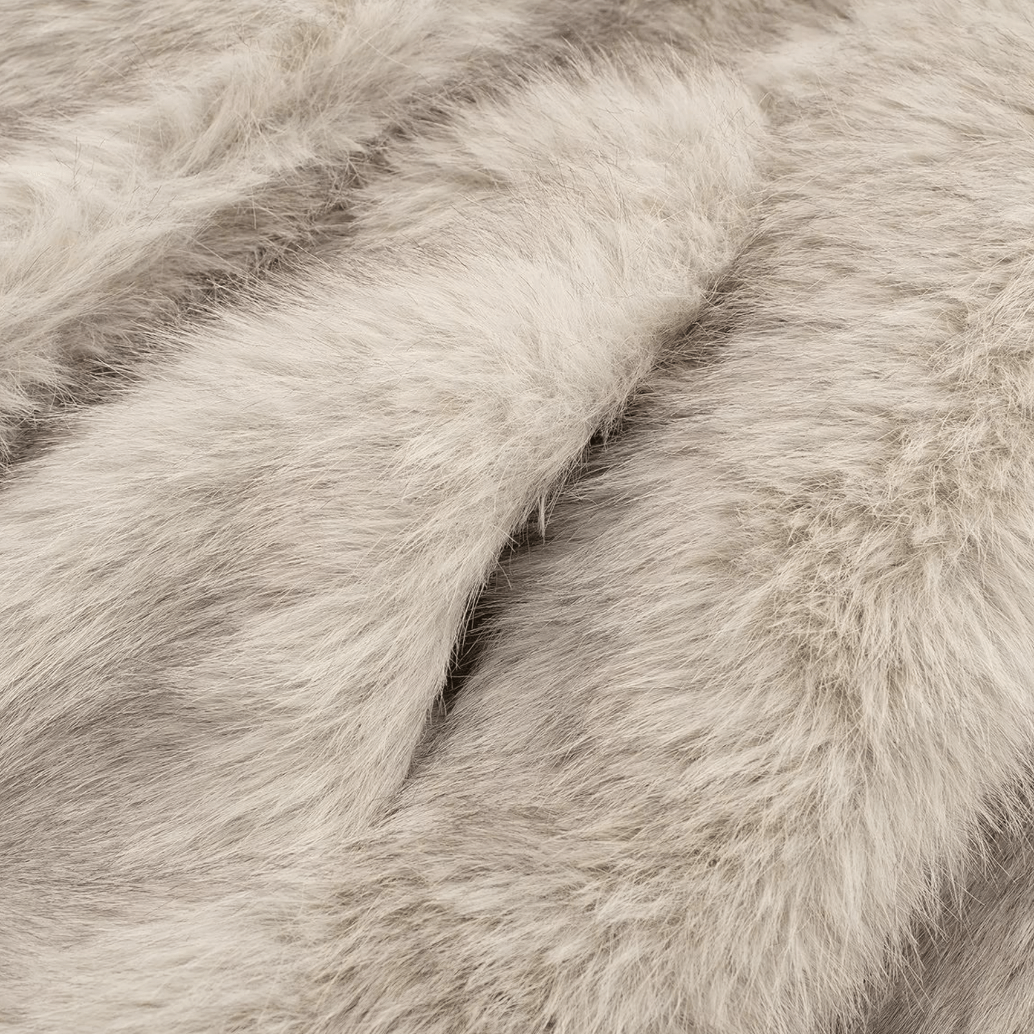 Casaco Feminino de Pelo Sintético com Gola Lapela e Textura Macia – Saveur