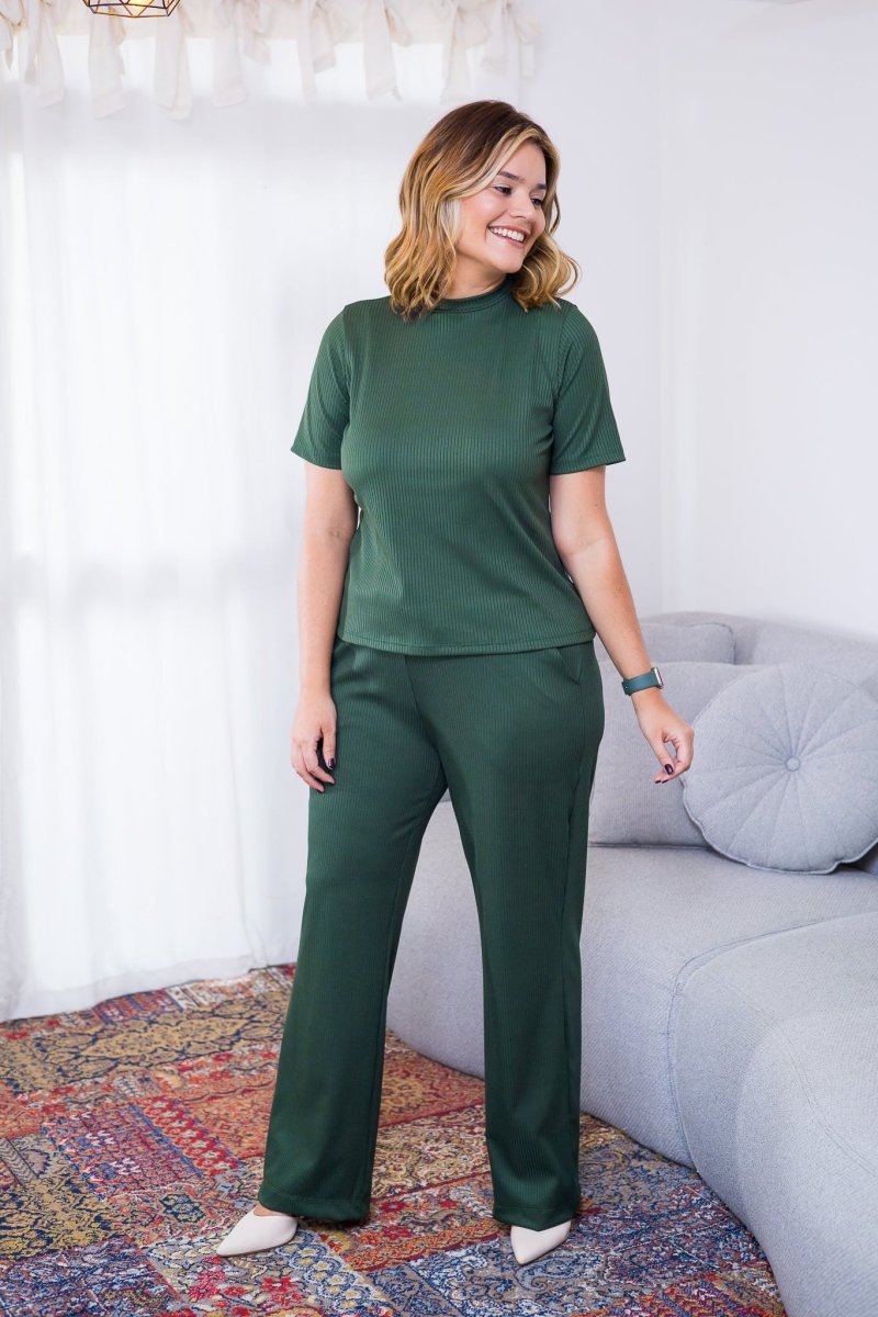 Conjunto Elizabeth - Calça Pantalona em Malha Canelada