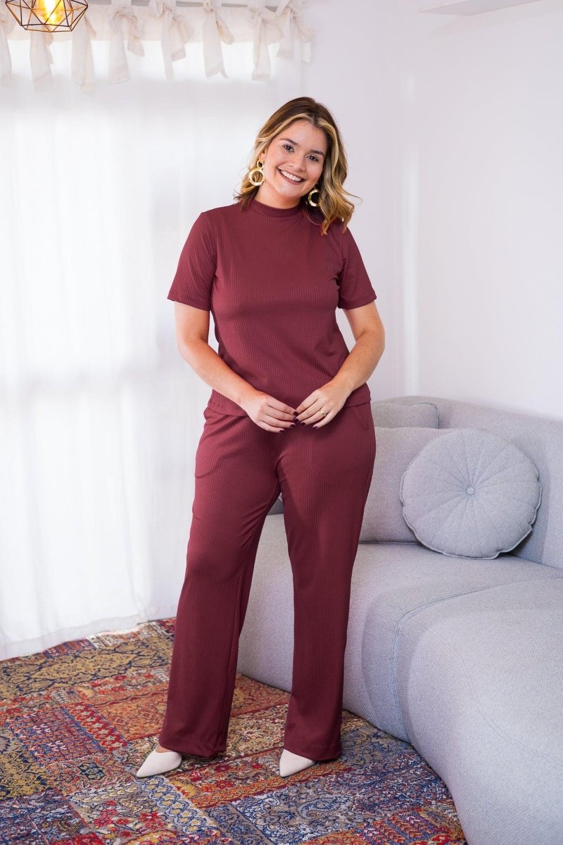 Conjunto Elizabeth - Calça Pantalona em Malha Canelada