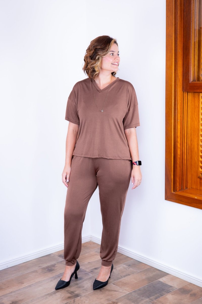 Conjunto Flórida - Malha Confort Calça e Blusa de Gola V