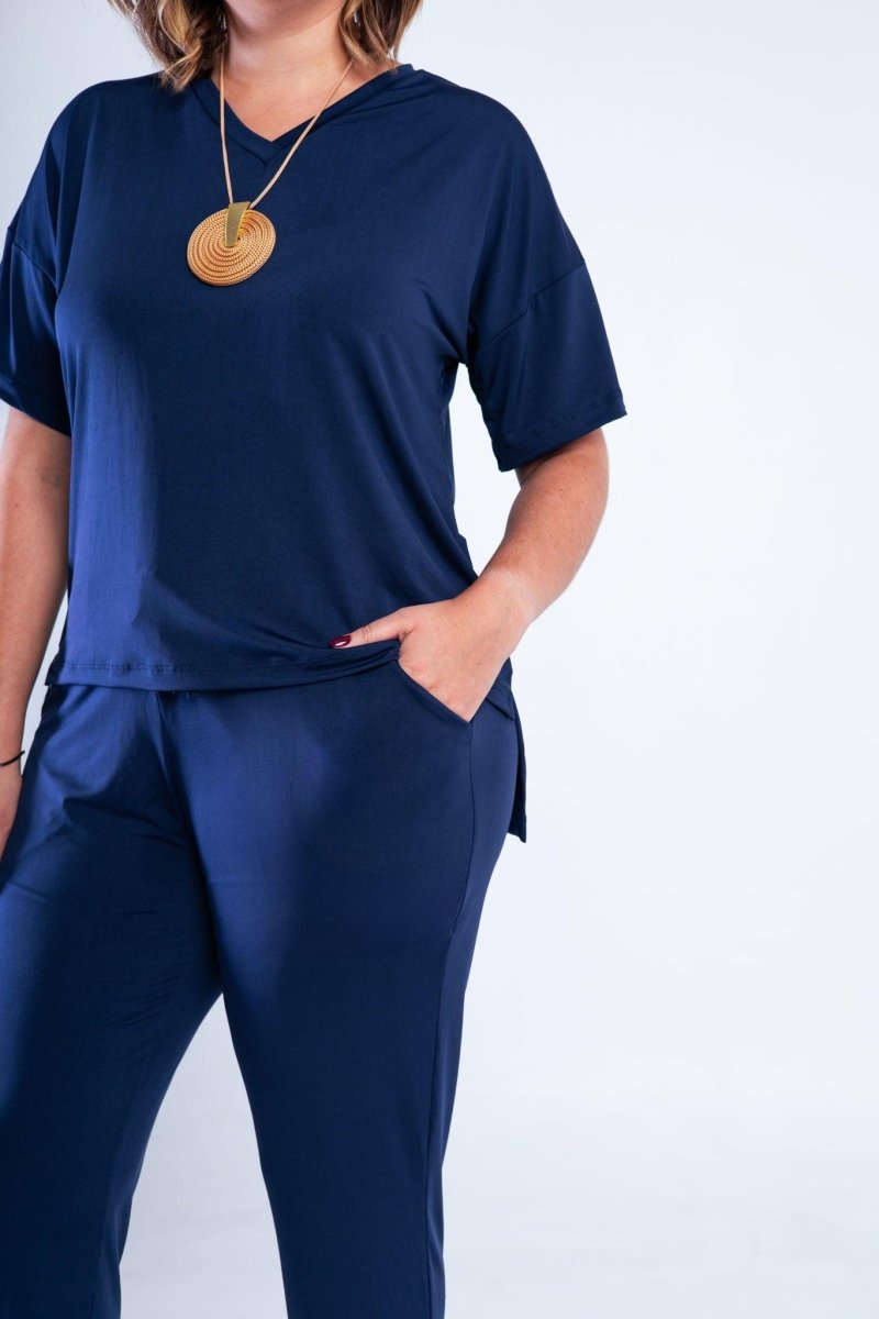 Conjunto Flórida - Malha Confort Calça e Blusa de Gola V