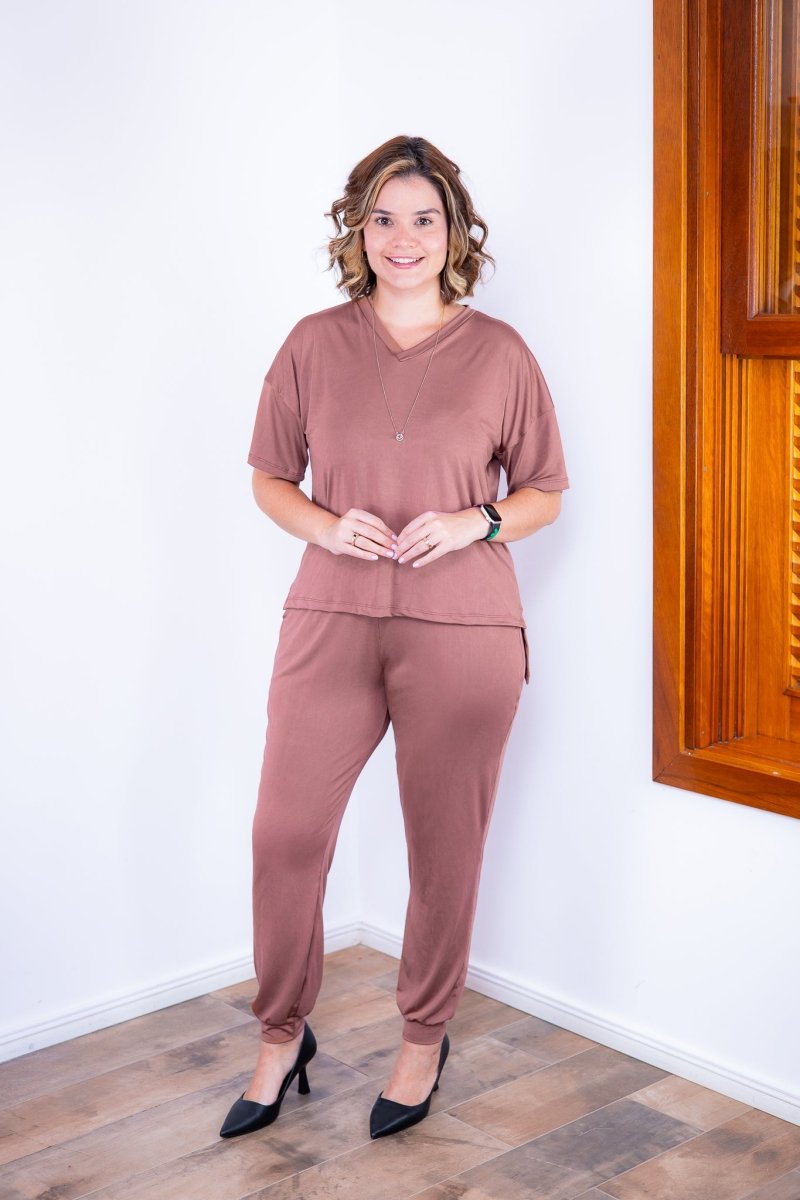 Conjunto Flórida - Malha Confort Calça e Blusa de Gola V
