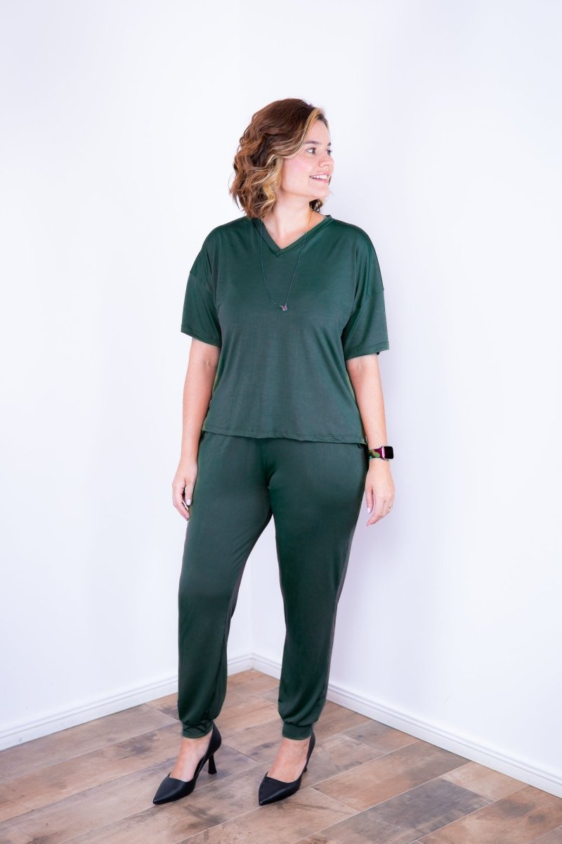 Conjunto Flórida - Malha Confort Calça e Blusa de Gola V