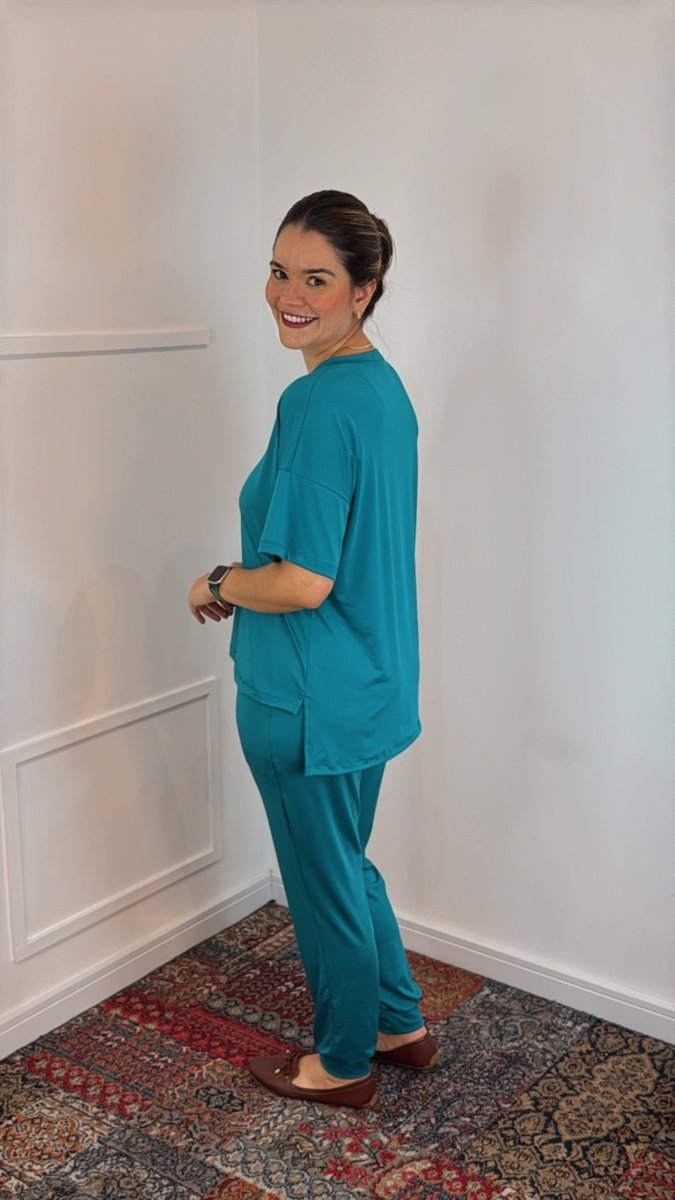 Conjunto Flórida - Malha Confort Calça e Blusa de Gola V