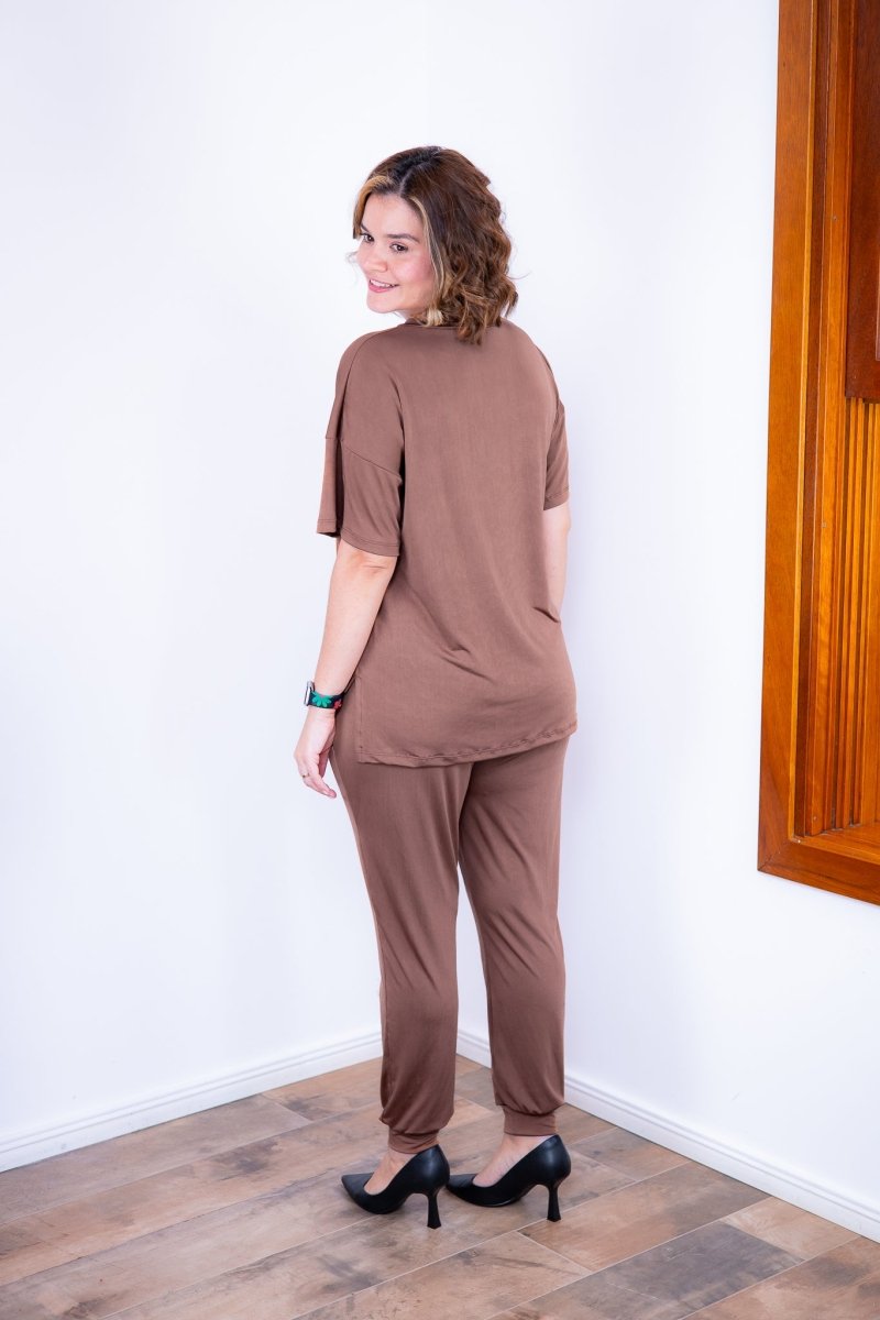 Conjunto Flórida - Malha Confort Calça e Blusa de Gola V