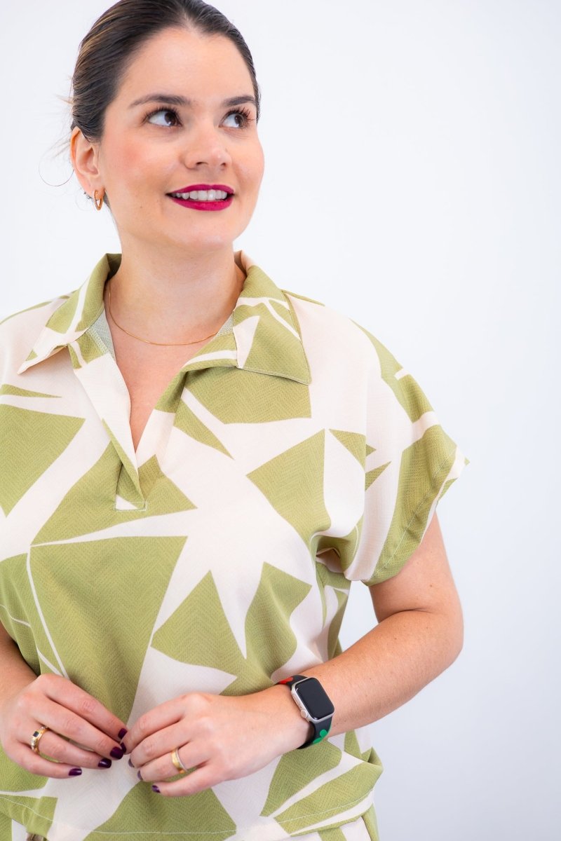 Conjunto Salvador – Bermuda e Blusa em Crepe com Estampa Geométrica