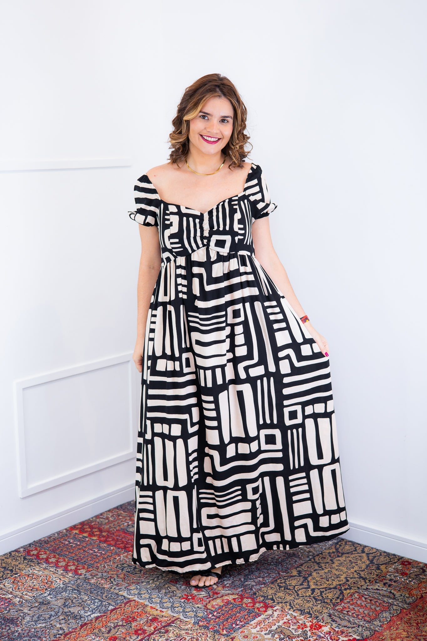 Vestido Longo Cecília – Manga Ciganinha em Viscolinho com Bolsos Laterais