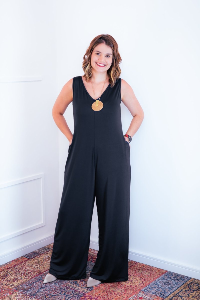 Macacão Aurora - Regata Decote V em Malha Confort