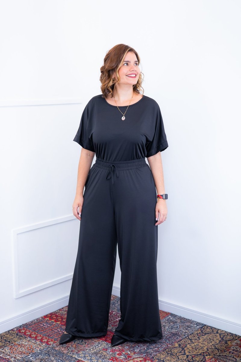 Macacão Isadora - Manga Japonesa com Calça Pantalona