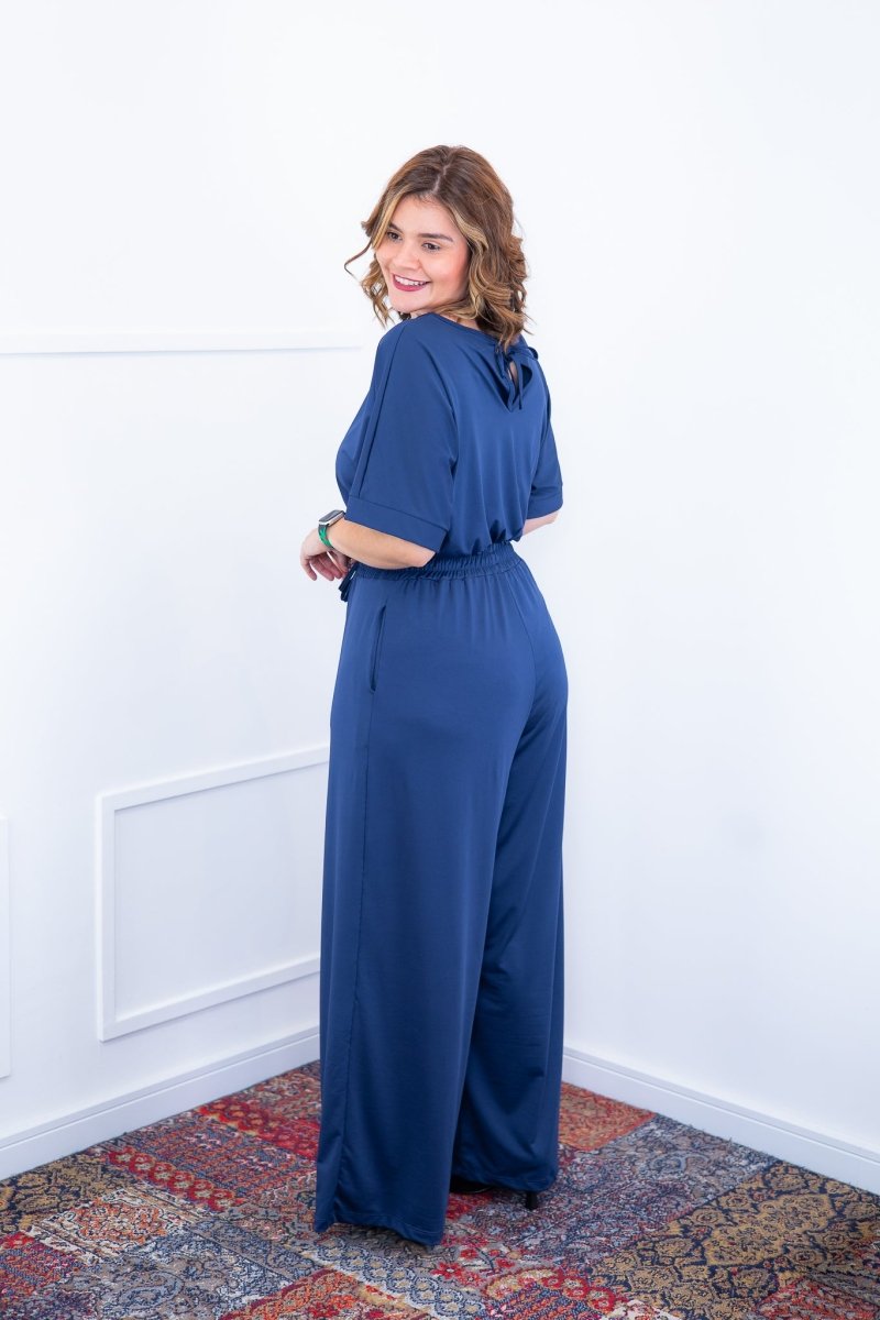 Macacão Isadora - Manga Japonesa com Calça Pantalona