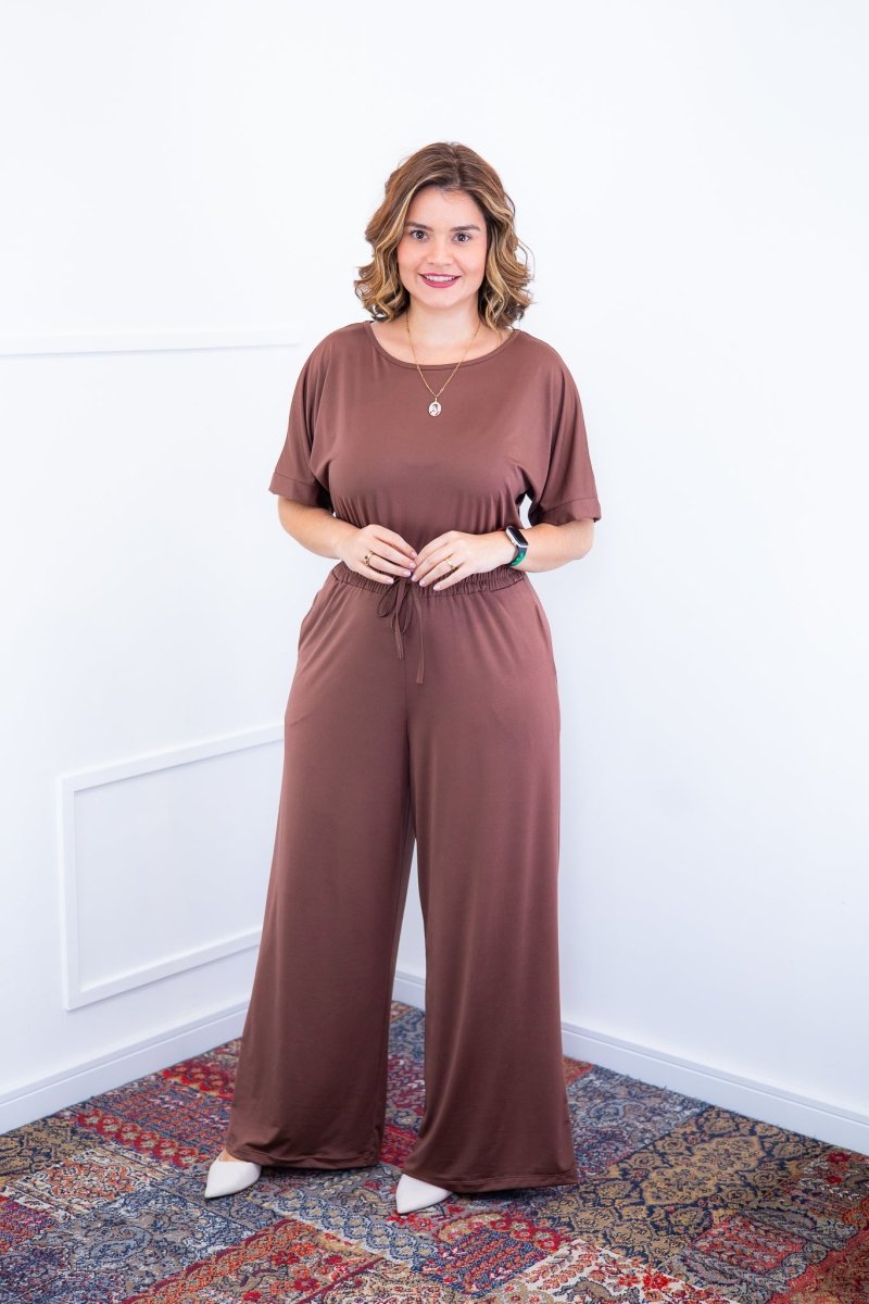 Macacão Isadora - Manga Japonesa com Calça Pantalona