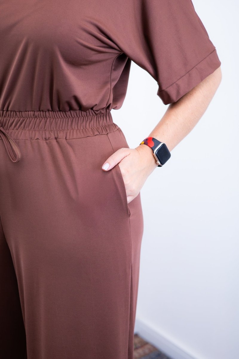 Macacão Isadora - Manga Japonesa com Calça Pantalona