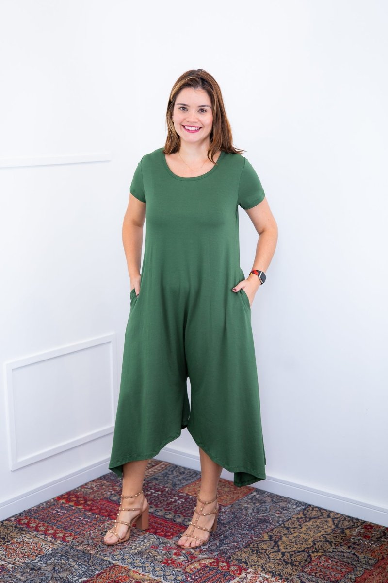 Macacão Origem - Gola Redonda com Barra Triangular em Viscolycra