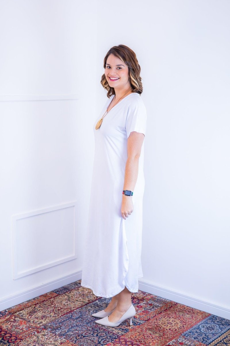 Vestido Antonella – Decote V com Fendas Laterais em Malha Confort