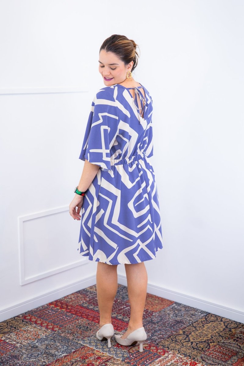 Vestido Sabrina - Decote V Manga Morcego em Viscolinho