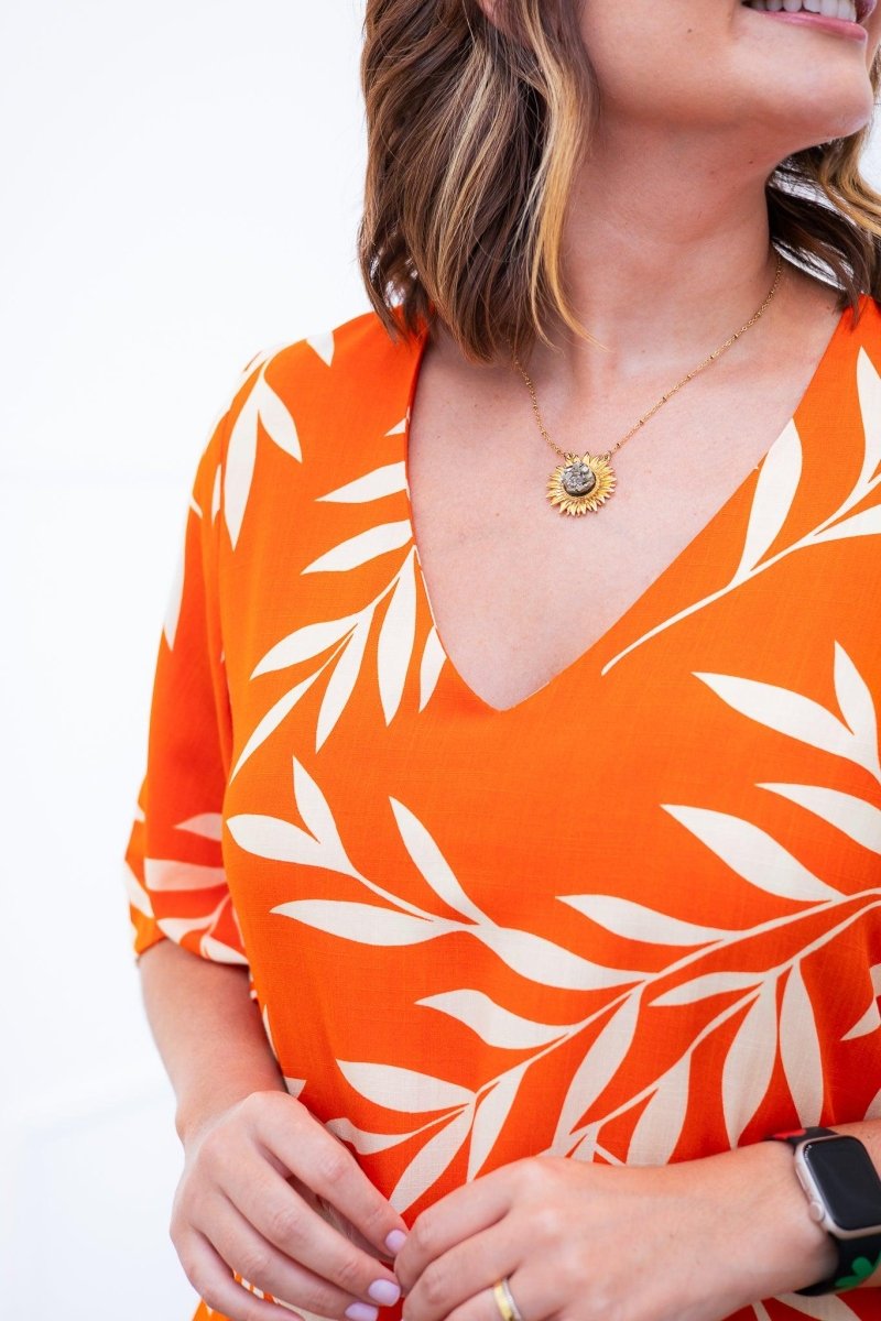 Vestido Sabrina - Decote V Manga Morcego em Viscolinho