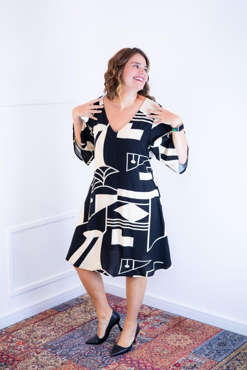 Vestido Sabrina - Decote V Manga Morcego em Viscolinho