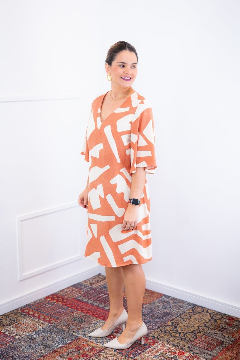 Vestido Sabrina - Decote V Manga Morcego em Viscolinho