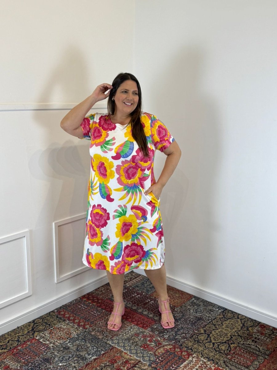 Vestido Sara - Malha Confort Deluxe Midi com Mangas e Bolsos