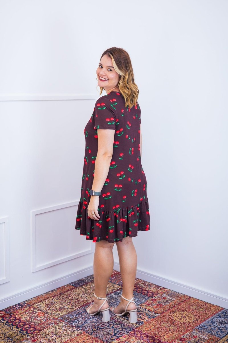 Vestido Verona - Babado Gola V e Manga Curta