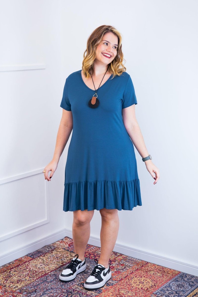 Vestido Verona - Babado Gola V e Manga Curta