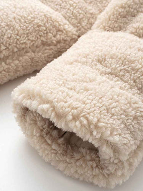 Jaqueta Puffer Cropped de Pelúcia Off White – Dalida