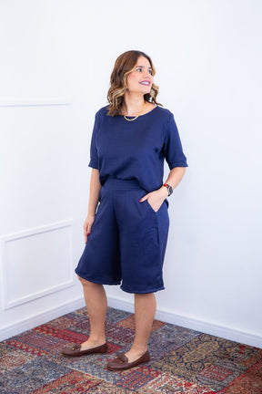 Conjunto Dulce –  Blusa Oversized e Bermuda com Bolsos em Linho Light