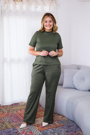 Conjunto Elizabeth - Calça Pantalona em Malha Canelada