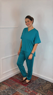 Conjunto Flórida - Malha Confort Calça e Blusa de Gola V