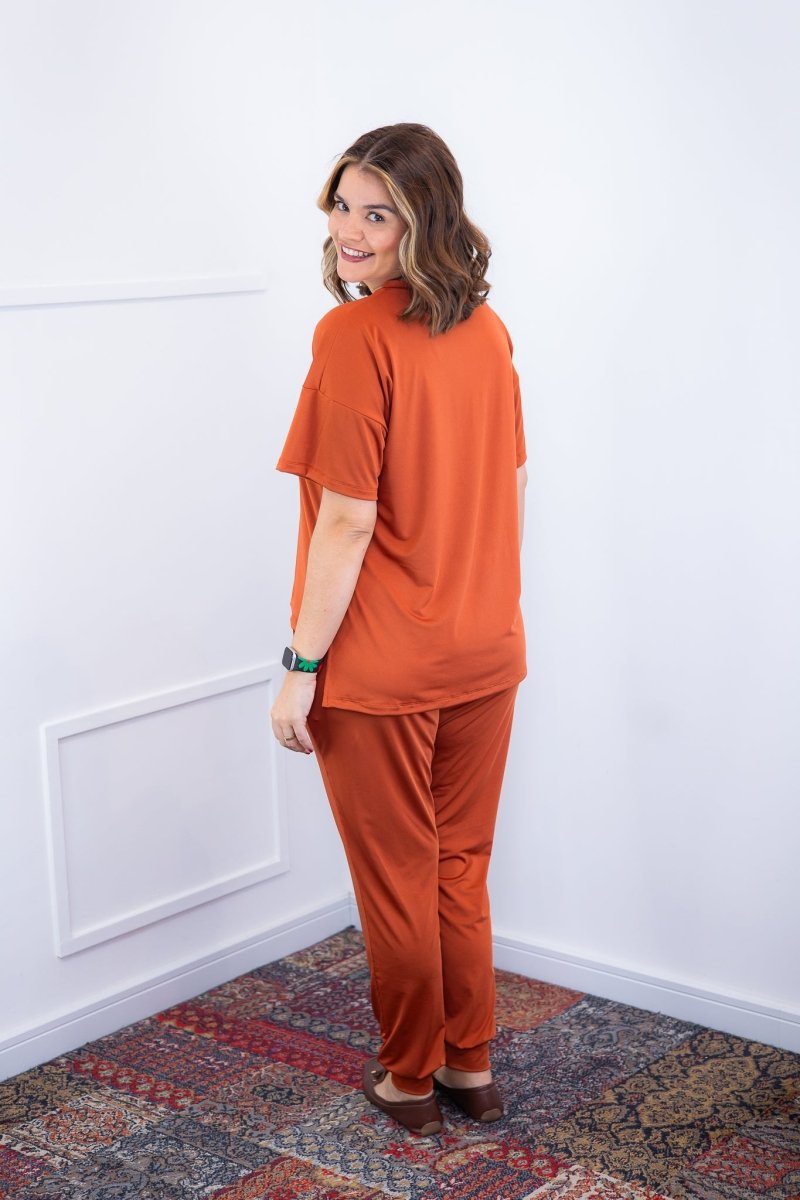 Conjunto Flórida - Malha Confort Calça e Blusa de Gola V