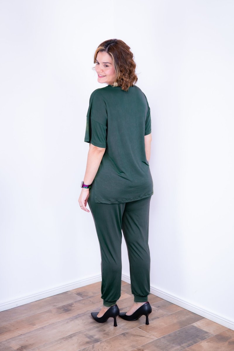 Conjunto Flórida - Malha Confort Calça e Blusa de Gola V