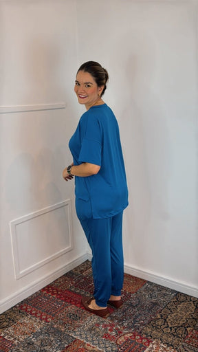 Conjunto Flórida - Malha Confort Calça e Blusa de Gola V