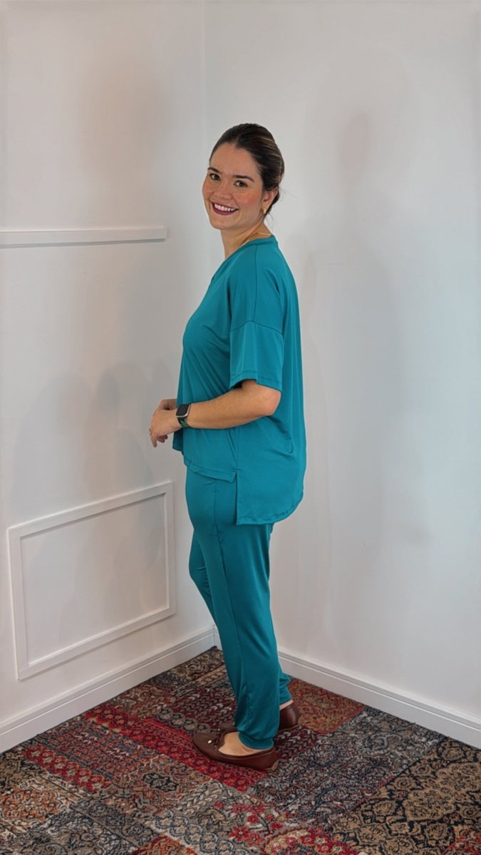 Conjunto Flórida - Malha Confort Calça e Blusa de Gola V