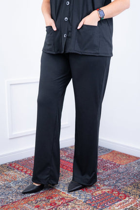 Conjunto Itália - Em Malha Canelada com Colete de Botões e Calça Pantalona