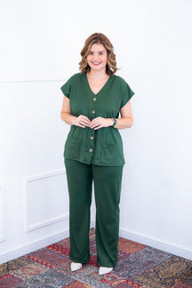 Conjunto Itália - Em Malha Canelada com Colete de Botões e Calça Pantalona