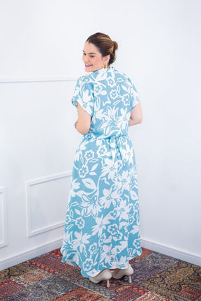 Conjunto Rio – Saia Longa e Blusa com Decote V em Crepe com Caimento Fluido