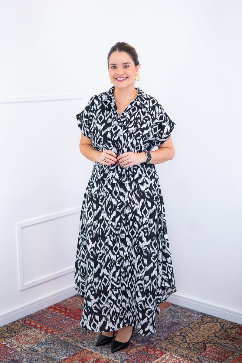 Conjunto Rio – Saia Longa e Blusa com Decote V em Crepe com Caimento Fluido