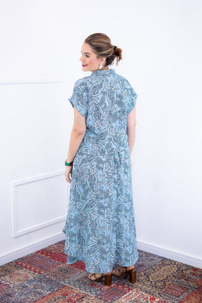 Conjunto Rio – Saia Longa e Blusa com Decote V em Crepe com Caimento Fluido