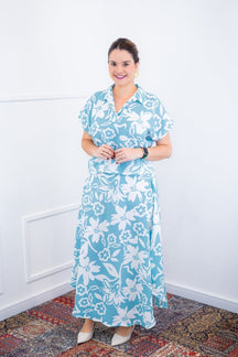 Conjunto Rio – Saia Longa e Blusa com Decote V em Crepe com Caimento Fluido