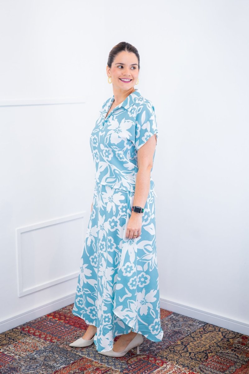 Conjunto Rio – Saia Longa e Blusa com Decote V em Crepe com Caimento Fluido