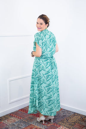 Conjunto Rio – Saia Longa e Blusa com Decote V em Crepe com Caimento Fluido