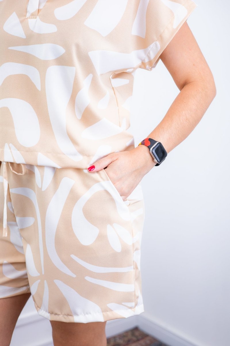 Conjunto Salvador – Bermuda e Blusa em Crepe com Estampa Geométrica