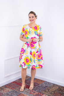 Vestido Sara - Malha Confort Deluxe Midi com Mangas e Bolsos