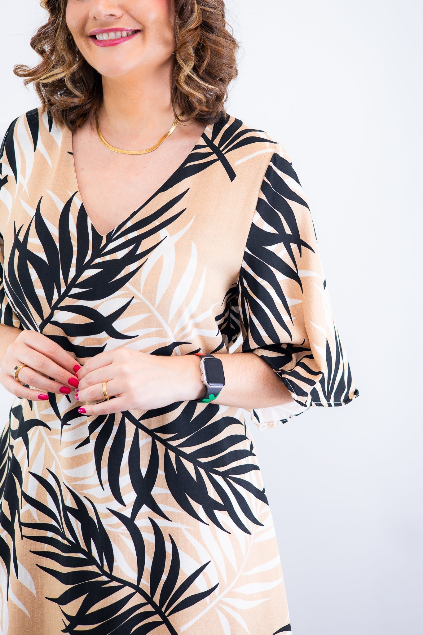 Vestido Sabrina - Decote V Manga Morcego em Viscolinho