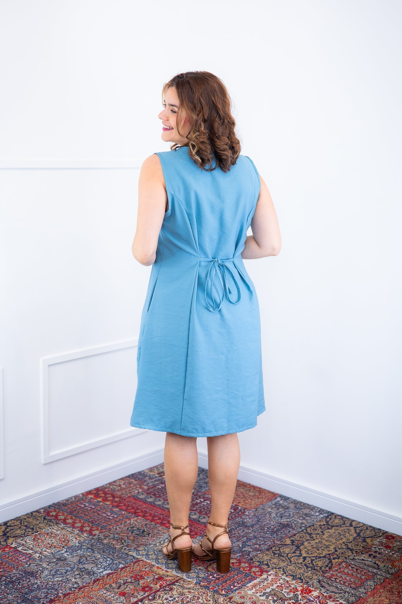 Vestido Vanessa – Midi Regata Ajustável em Viscose Marrant