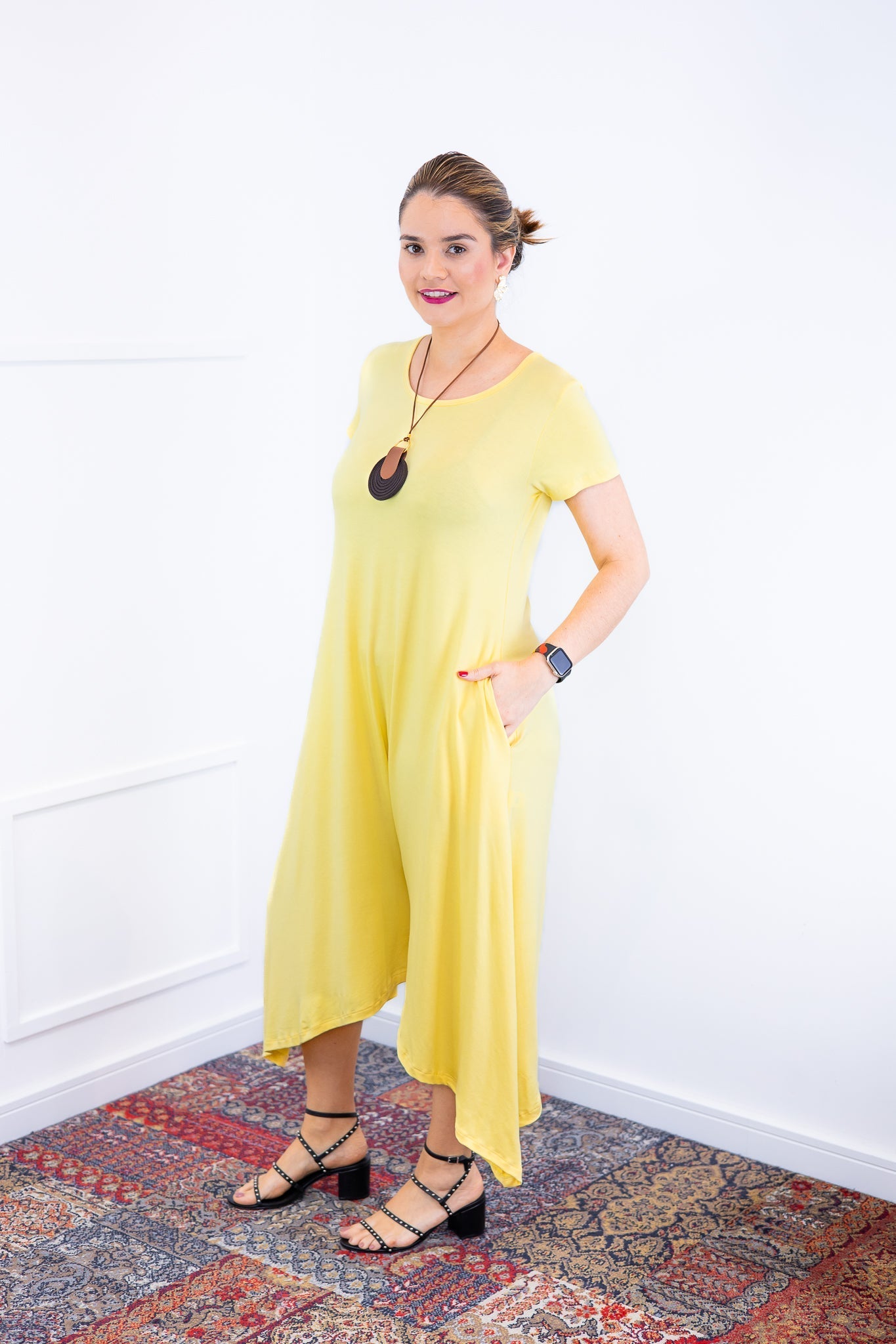 Macacão Origem - Gola Redonda com Barra Triangular em Viscolycra