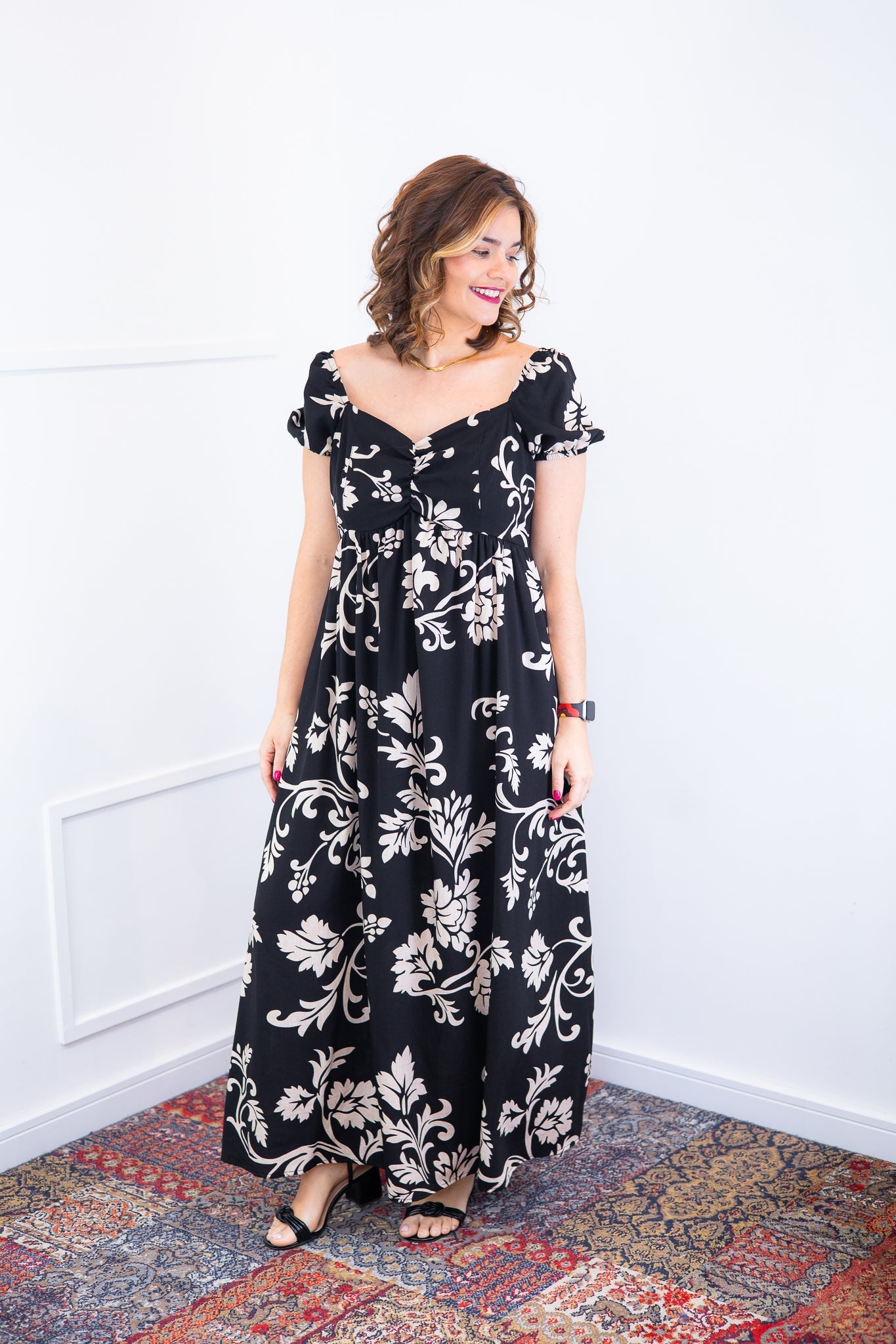 Vestido Longo Cecília – Manga Ciganinha em Viscolinho com Bolsos Laterais