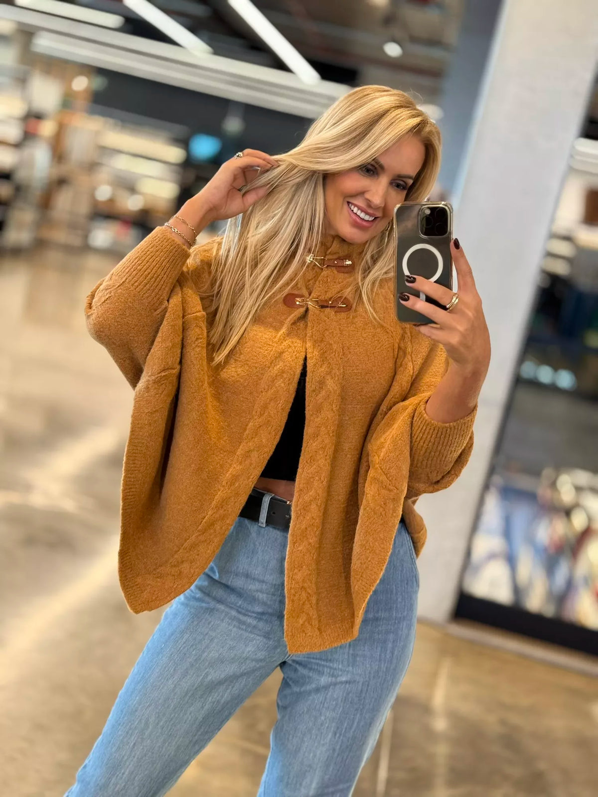 Capa Biamar Com Tranças e Fechamento